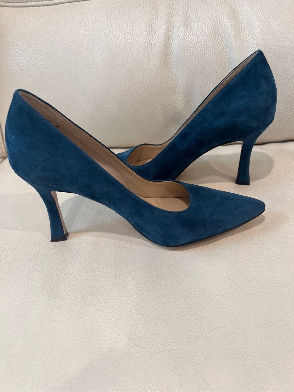 Naturalizer Teal Suede Pointed-Toe Pumps - Picture 2 of 7